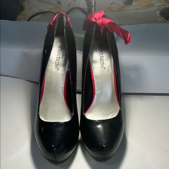 Shoe Dazzle Eveleigh Black Patent Platform Heels with corset lacing Sz 8 - Picture 1 of 8